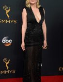 kirsten-dunst-at-68th-annual-primetime-emmy-awards-in-la-15