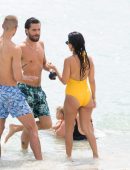 kourtney-kardashian-in-swimsuit-at-the-beach-in-miami-16