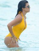 kourtney-kardashian-in-swimsuit-at-the-beach-in-miami-26