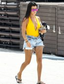 kourtney-kardashian-in-swimsuit-at-the-beach-in-miami-3