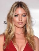 martha-hunt-at-charlotte-tilbury-x-samsung-in-nyc-4