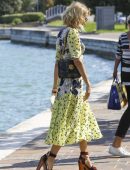 Naomi-Watts-Arriving-Private-Dock-in-Venice-Italy-8
