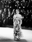 natalie-portman-at-jackie-premiere-at-the-73rd-venice-film-festival-in-venice-italy-10