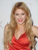Renee-Olstead-651