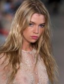 stella-maxwell-802