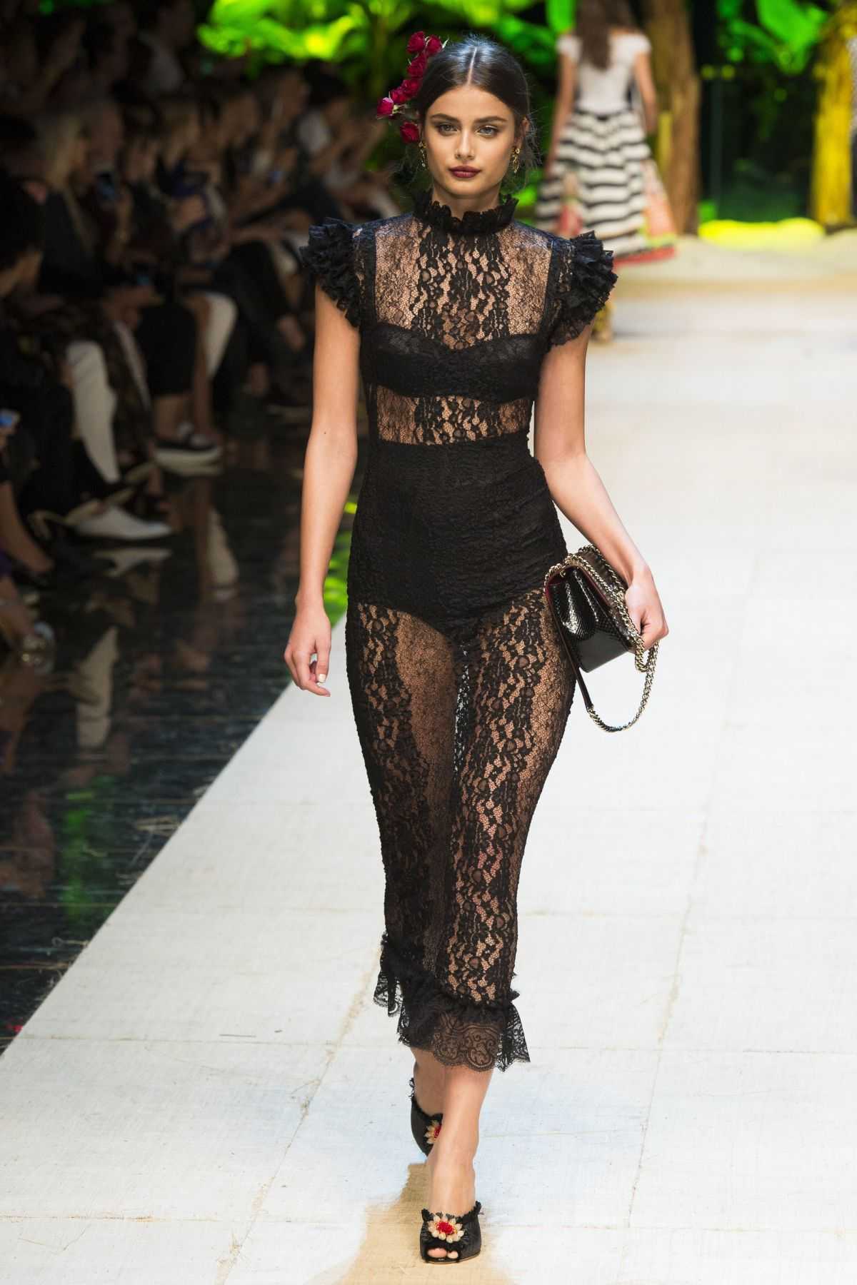 taylor-hill-751