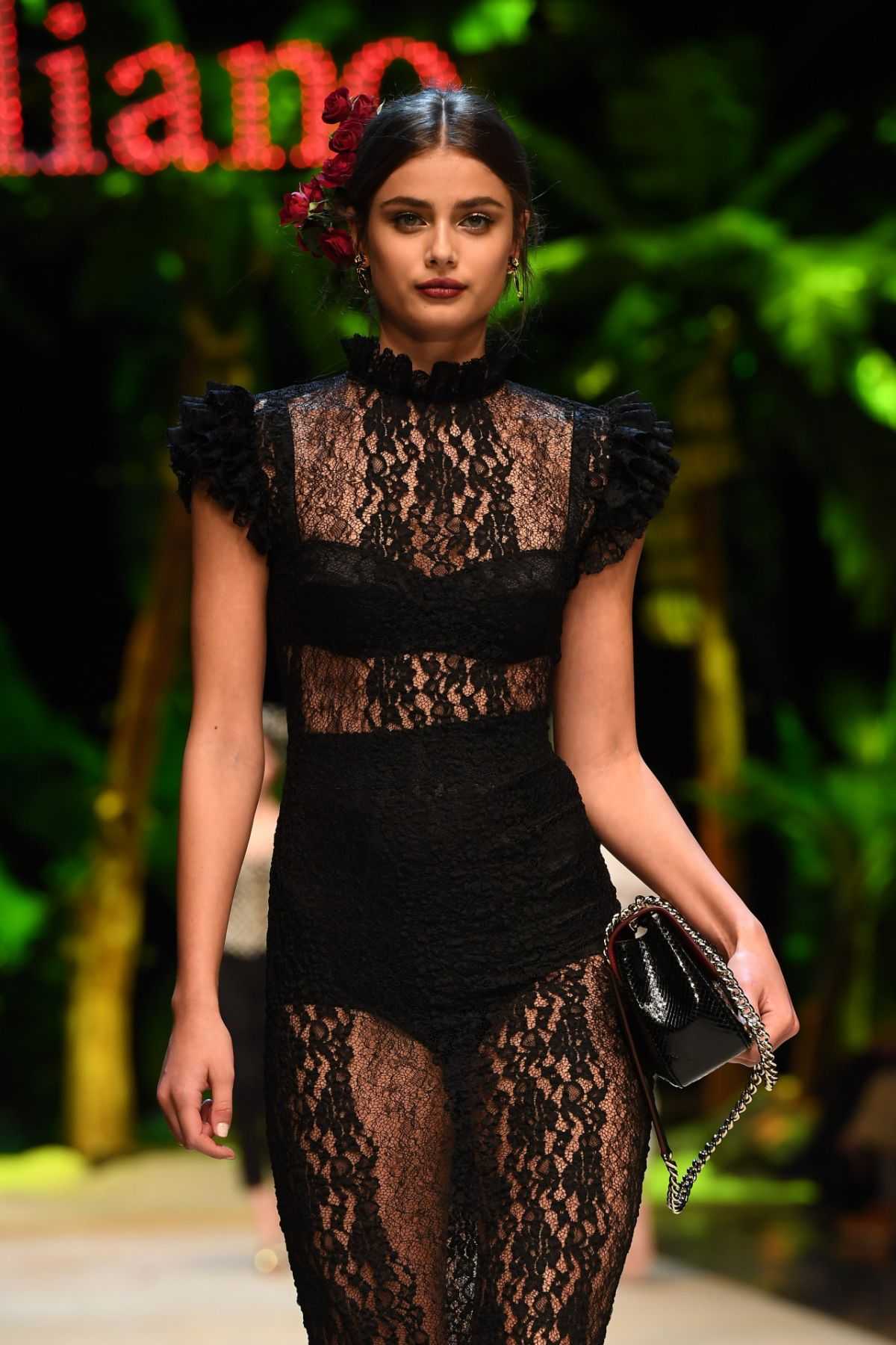 taylor-hill-753