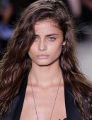 taylor-marie-hill-alexander-wang-fashion-show-nyc-4