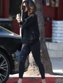 Vanessa-Hudgens-Leaving-a-Pilates-Class-4