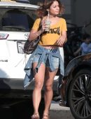 vanessa-hudgens-in-shorts-4