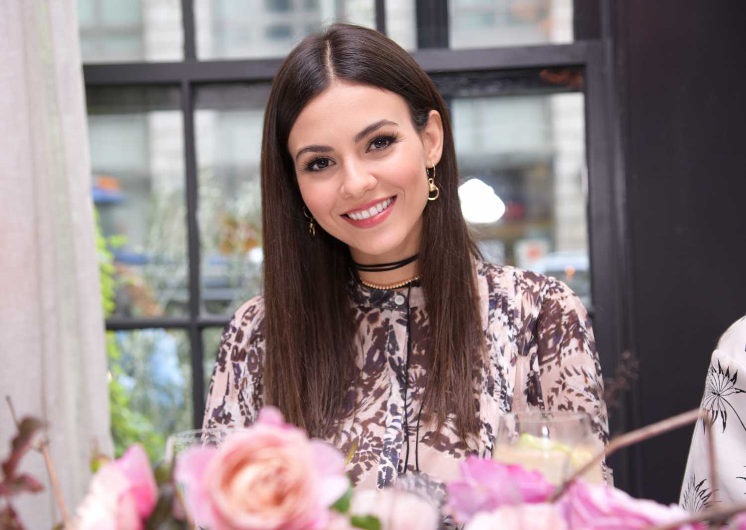 victoria-justice-at-w-magazine-it-girl-luncheon-in-nyc-1