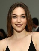 violett-beane-at-fashion-palette-australian-swim-resort-fashion-show-during-nyfw-2