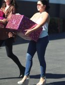 ariel-winter-booty-in-jeans-5