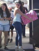 ariel-winter-booty-in-jeans-6