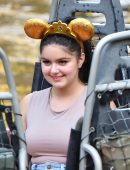 ariel-winter-at-disneyland-21