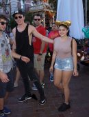 ariel-winter-at-disneyland-5