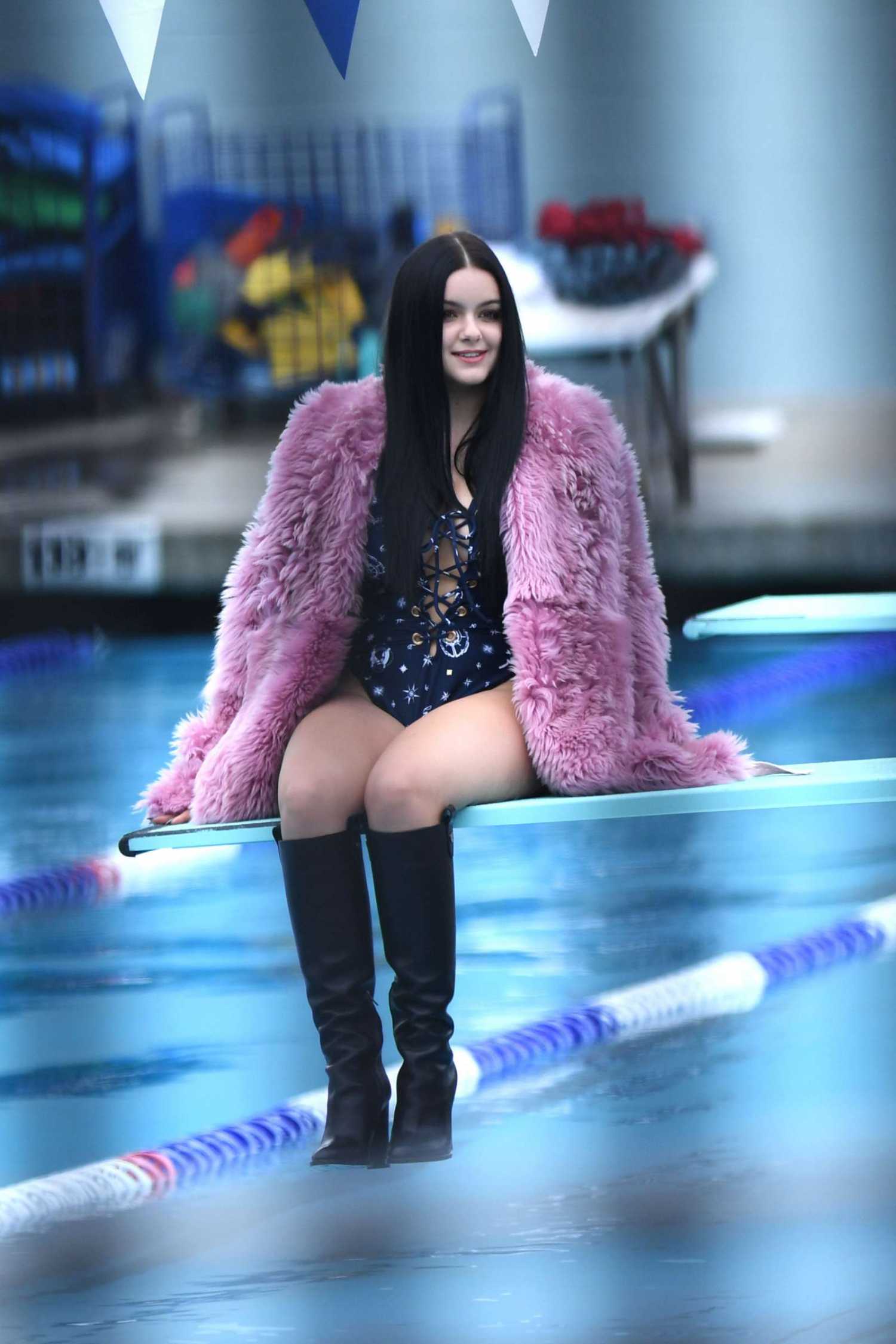 ariel-winter-in-swimsuit-2016-967