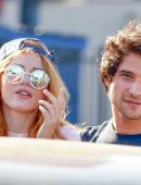 bella-thorne-leggy-candids-in-studio-city-9