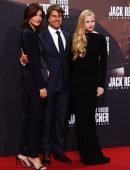 cobie-smulders-at-jack-reacher-never-go-back-premiere-in-berlin-6