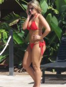 danielle-armstrong-bikini-5