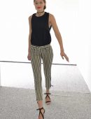 gigi-hadid-at-giambattista-valli-show-10