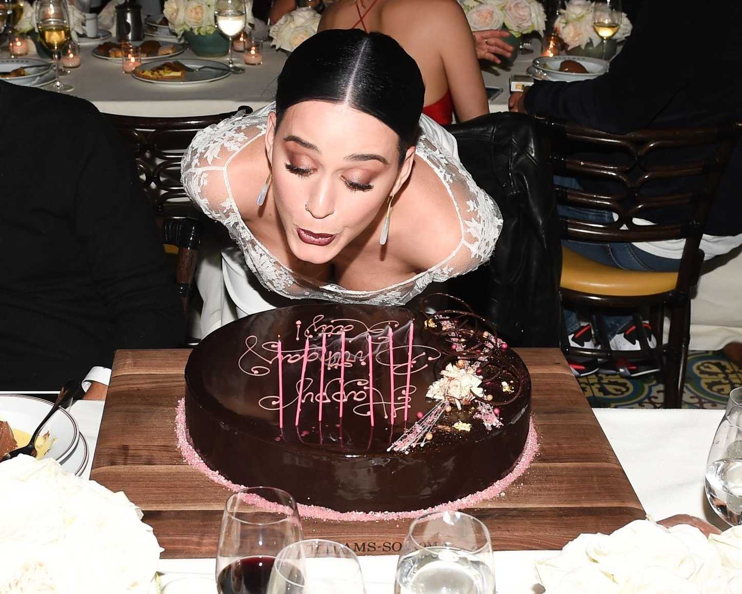 katy-perry-at-cfda-vogue-party-in-beverly-hills-2