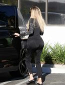 khloe-kardashian-18