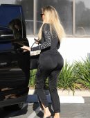 khloe-kardashian-24