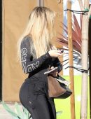 khloe-kardashian-4