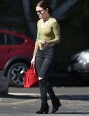 lucy-hale-going-to-starbucks-in-los-angeles-3