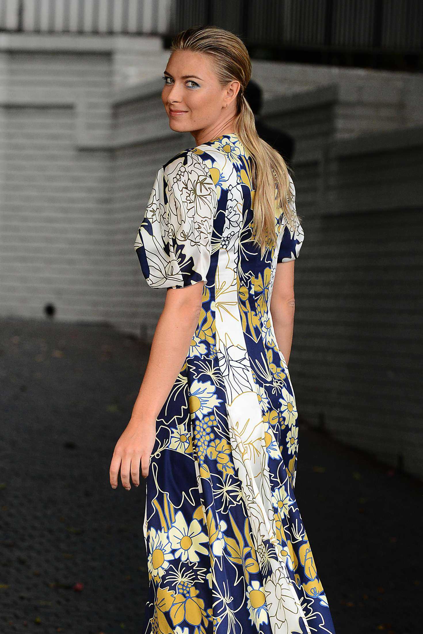 maria-sharapova-at-cfda-vogue-fashion-party-1