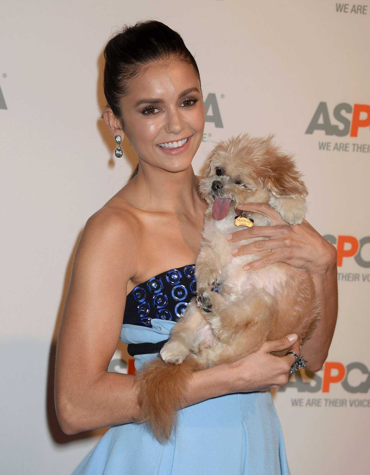 nina-dobrev-605
