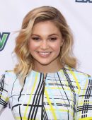 olivia-holt-251