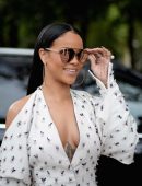 rihanna-at-christian-dior-show-pfw-8