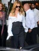 rosie-huntington-whiteley-at-cfda-vogue-fashion-party-6
