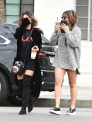 vanessa-hudgens-and-stella-hudgens-on-halloween-8