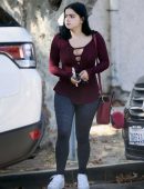ariel-winter-going-to-gym-3