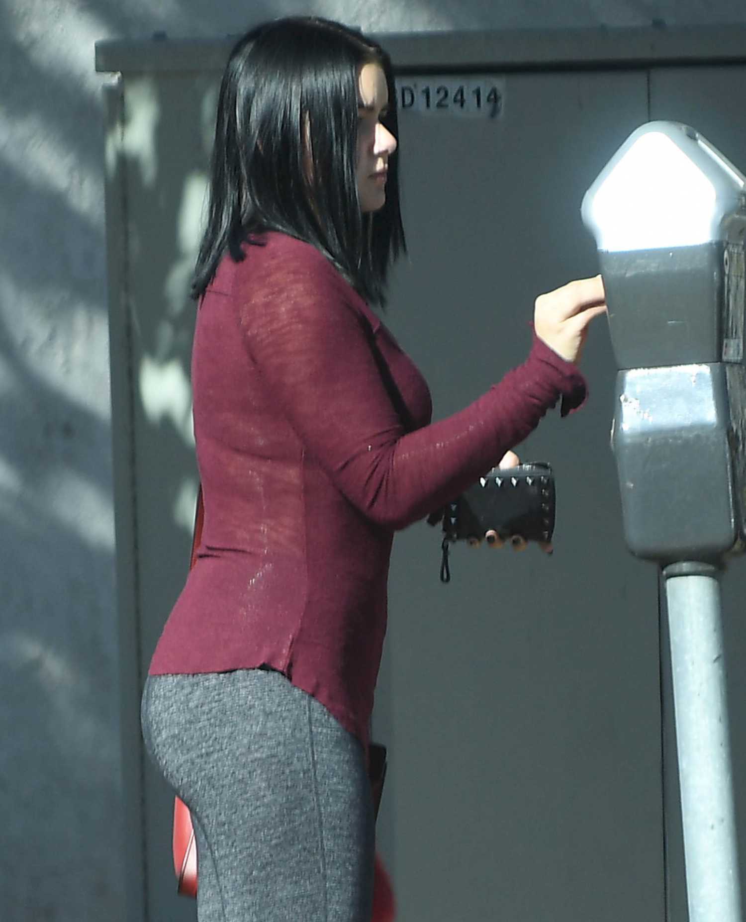 ariel-winter-going-to-gym-8