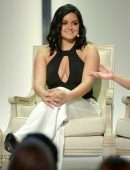 ariel-winter-at-the-glamour-women-of-the-year-2016-4