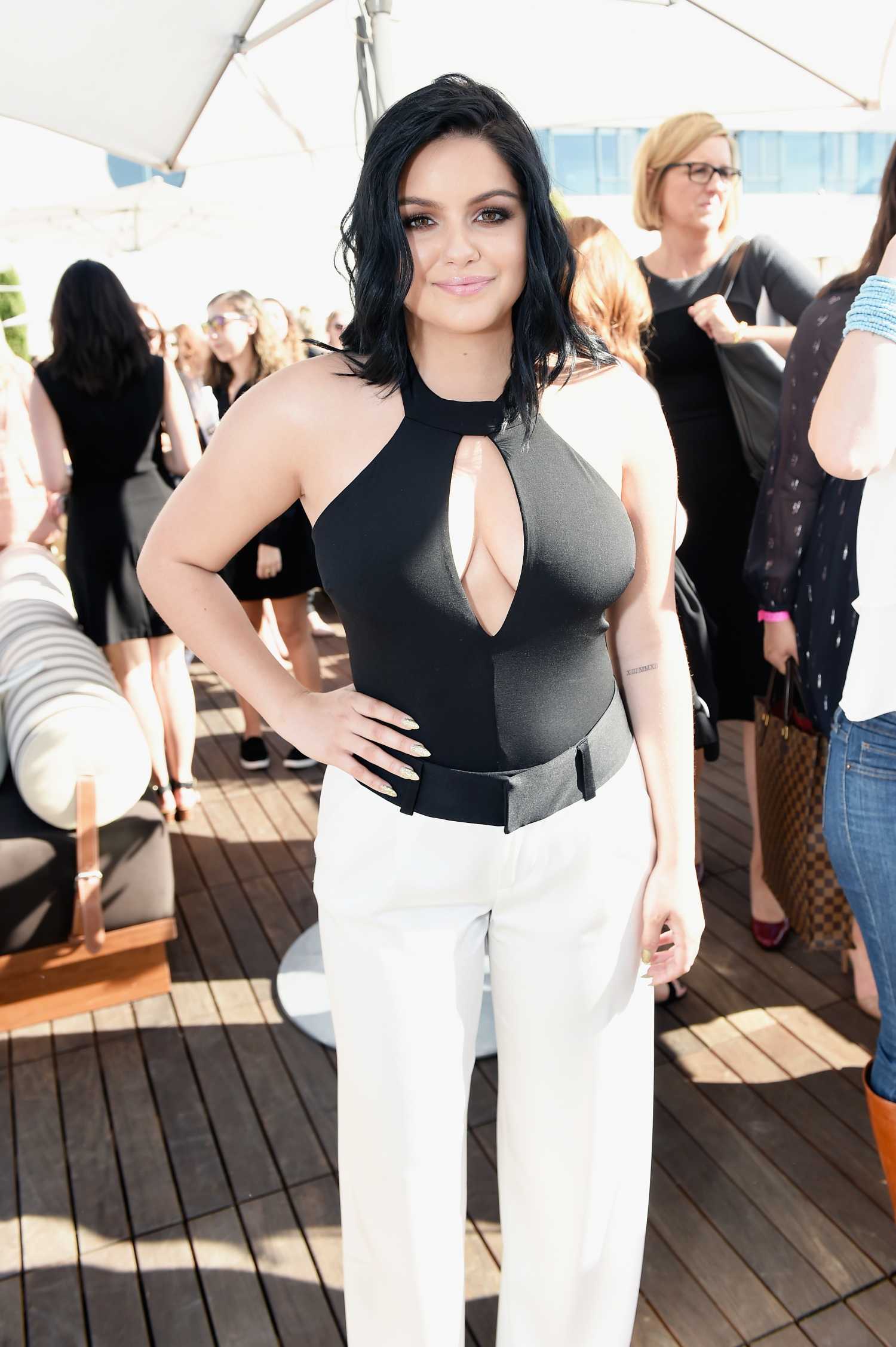ariel-winter-at-the-glamour-women-of-the-year-2016-5