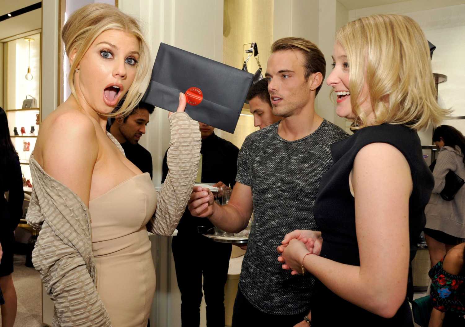 charlotte-mckinney-8