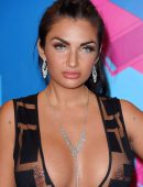 elettra-lamborghini-at-2016-mtv-europe-music-awards-3