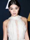 hailee-steinfeld-at-the-governors-awards-2016-in-hollywood-1