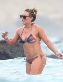 hilary-duff-in-bikini-13