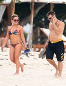 hilary-duff-in-bikini-14
