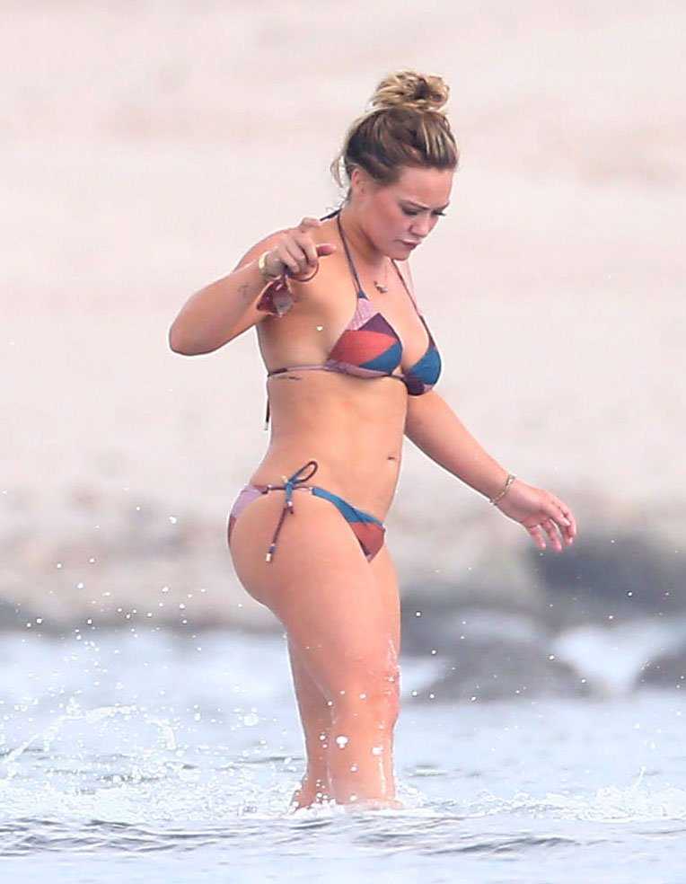 hilary-duff-in-bikini-6