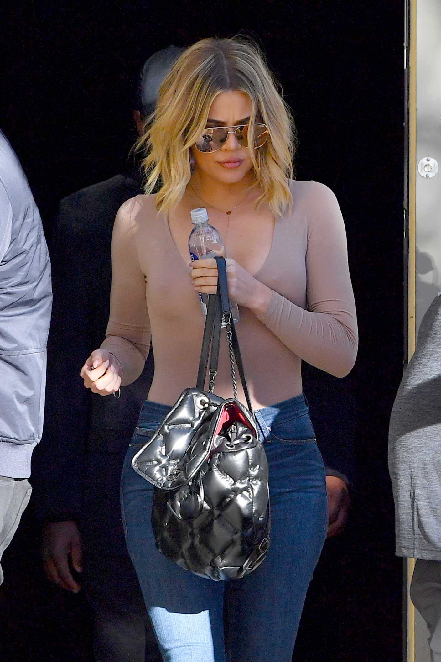 khloe-kardashian-and-kourtney-kardashian-3
