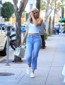 kylie-jenner-candids-in-beverly-hills-10