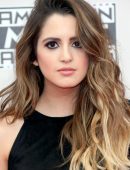 laura-marano-at-2016-american-music-awards-la-2