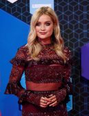 laura-whitmore-at-mtv-europe-music-awards-2016-in-rotterdam-2